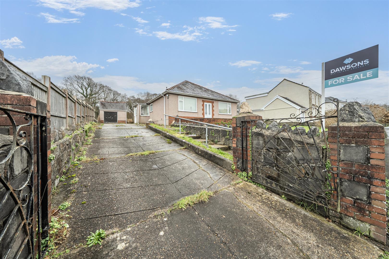 Brithwen Road, Waunarlwydd, Swansea, SA5 4QS